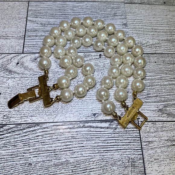 Vintage Faux Pearl Bracelet• Signed - Richelieu - Picture 2 of 13